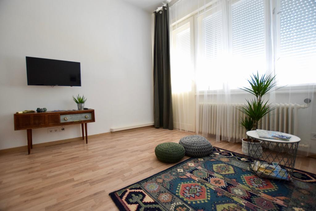 Standard Apartment By Hi5 - Fejer Gyorgy St Будапеща Екстериор снимка